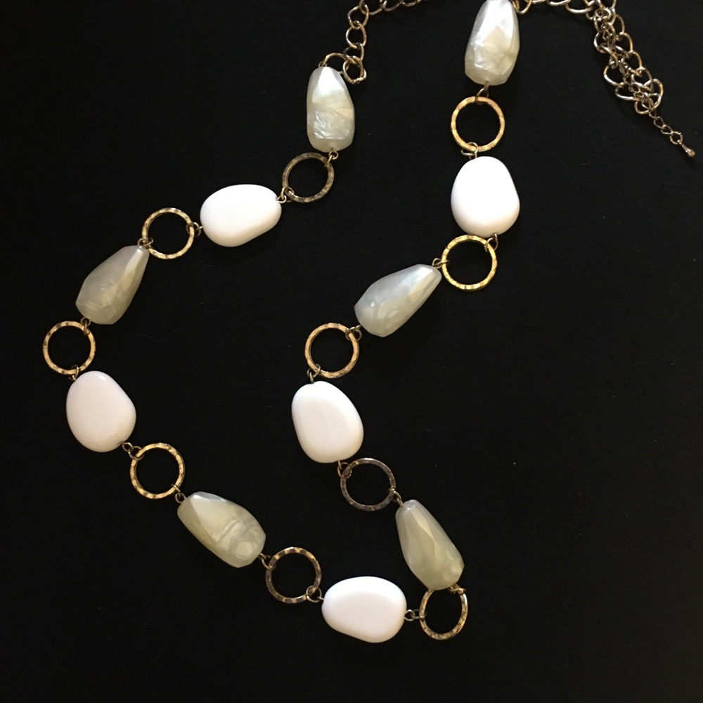 Elegant Gold and White Necklace